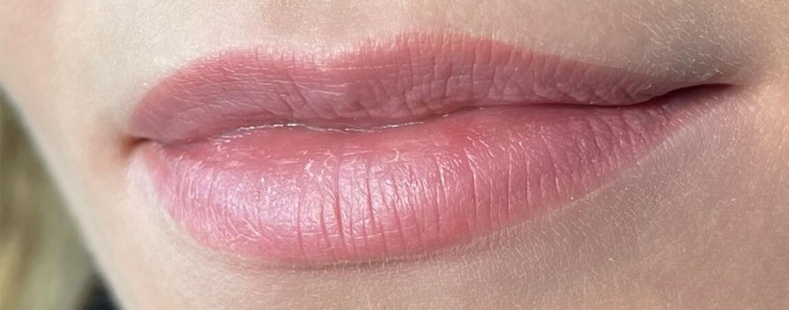 віковий татуаж губ фото